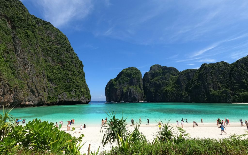 Maya Bay: A breathtaking haven for beach lovers.